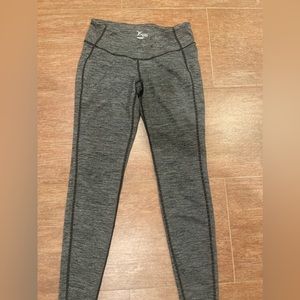 Women’s athletic leggings